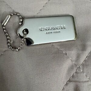 1.75 Coach Silver Metal Hangtag & Branded Chain - Like New